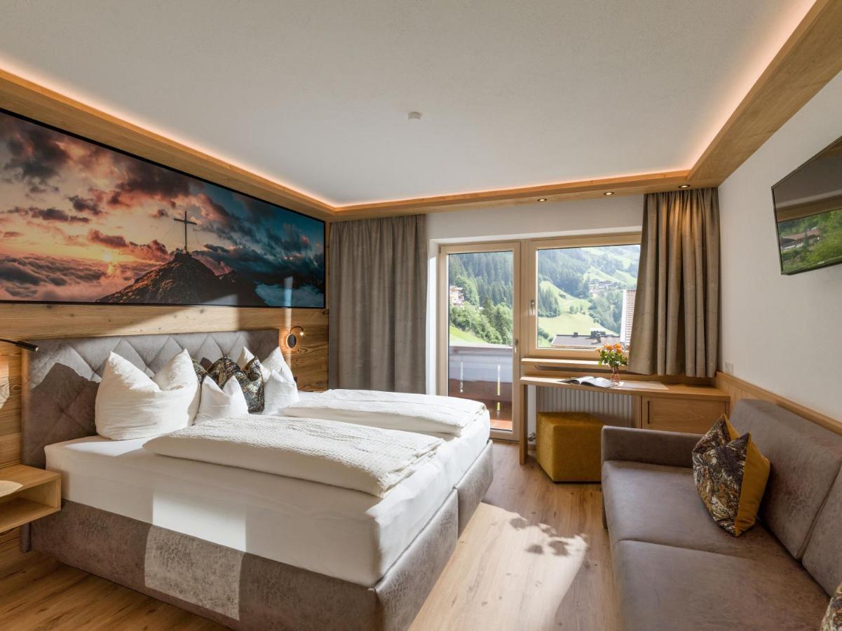 Ferienhof Hubertus Mayrhofen Exterior photo