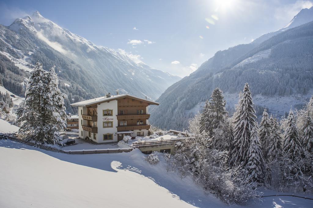 Ferienhof Hubertus Mayrhofen Exterior photo